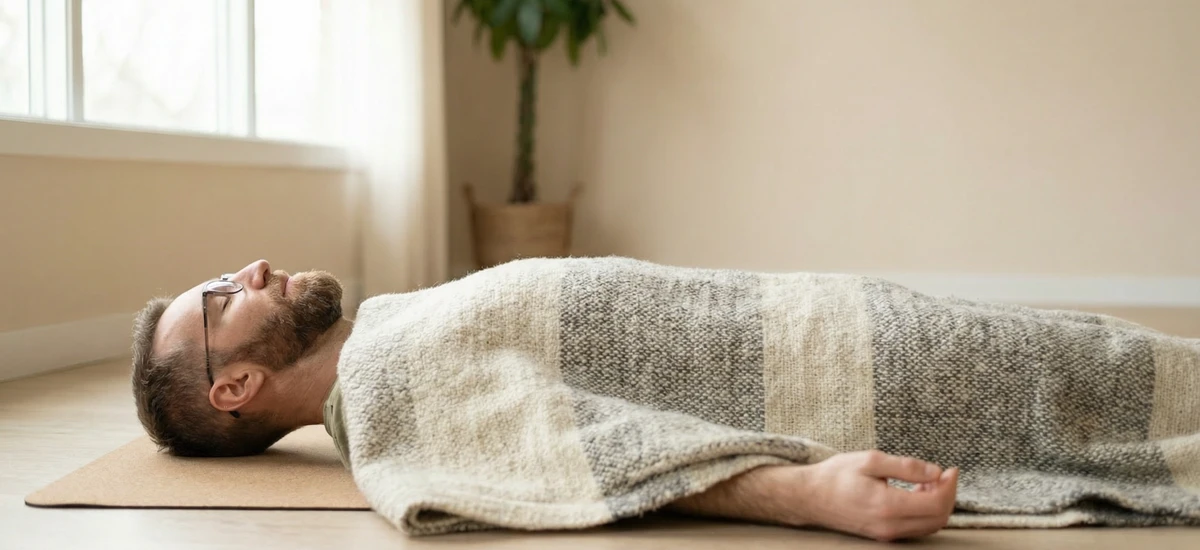 Mantas de yoga: para qué sirven y cómo usarlas